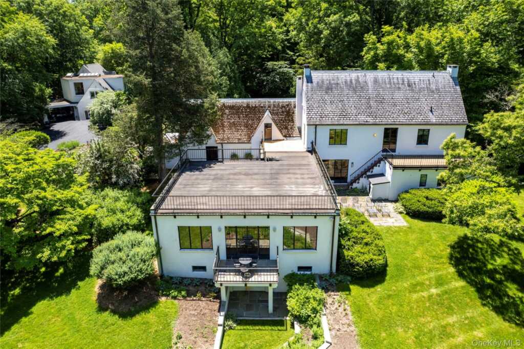 164 S Mountain Road, New City, NY 10956 - Photo 2 of 49
