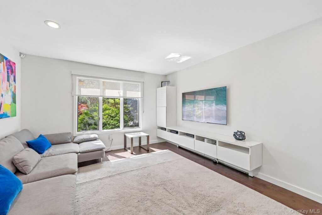 108 Bellows Lane, New City, NY 10956 - Photo 20 of 50