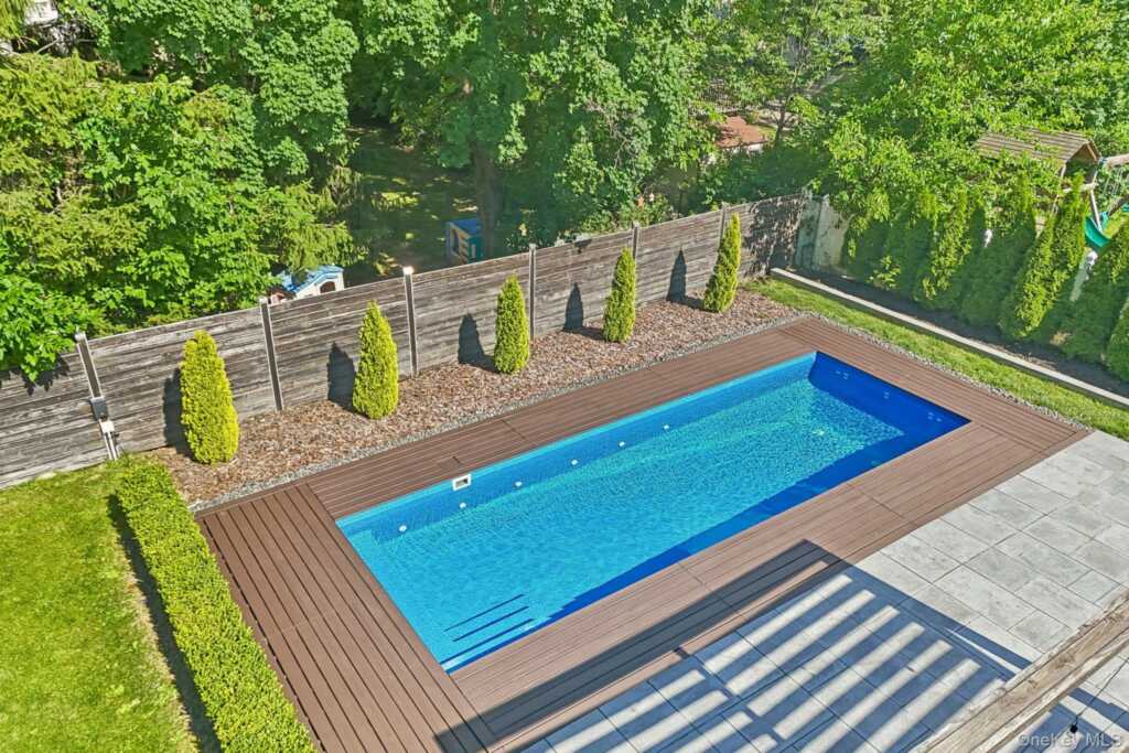 108 Bellows Lane, New City, NY 10956 - Photo 46 of 50