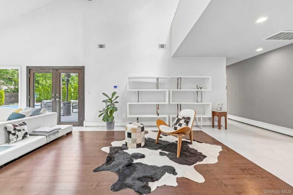 108 Bellows Lane, New City, NY 10956 - Photo 6 of 50