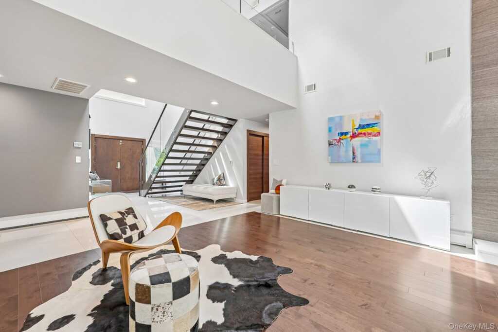 108 Bellows Lane, New City, NY 10956 - Photo 7 of 50