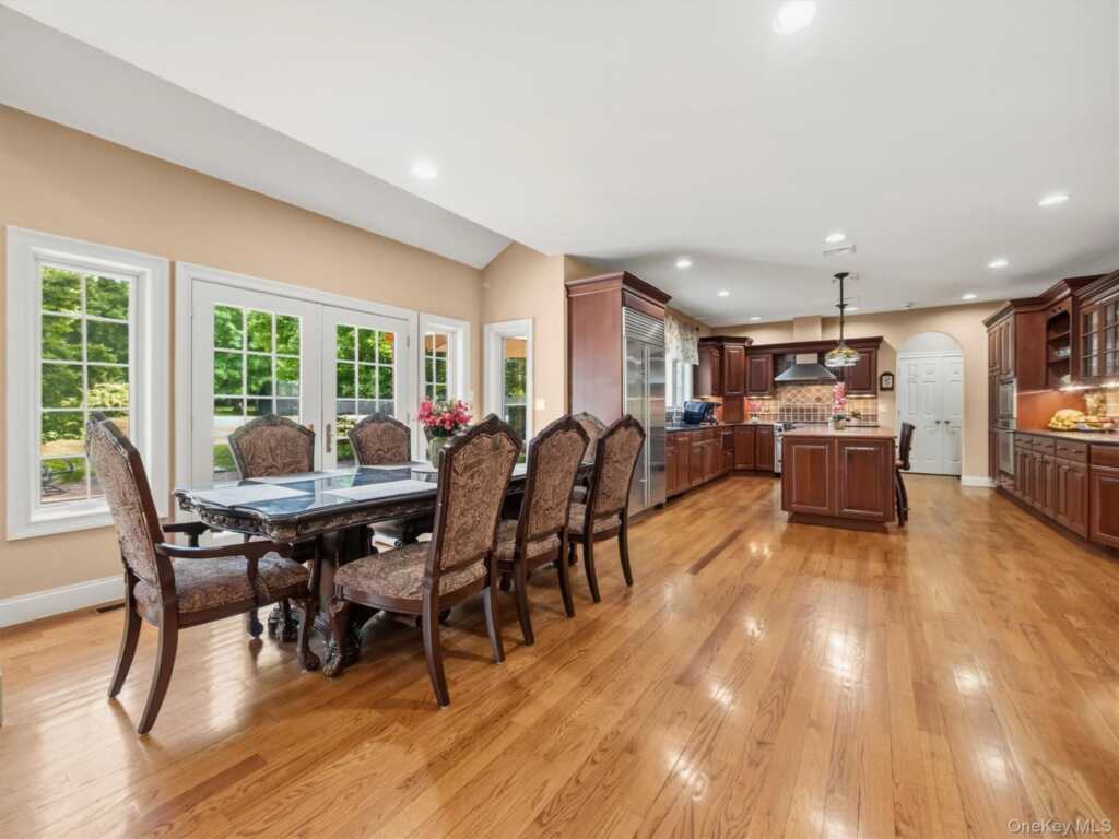 637 S Mountain Road, New City, NY 10956 - Photo 14 of 50