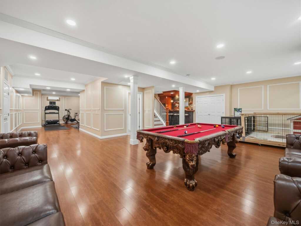 637 S Mountain Road, New City, NY 10956 - Photo 37 of 50