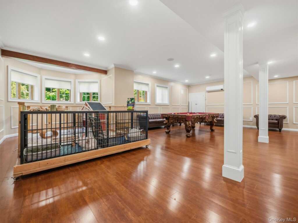 637 S Mountain Road, New City, NY 10956 - Photo 38 of 50