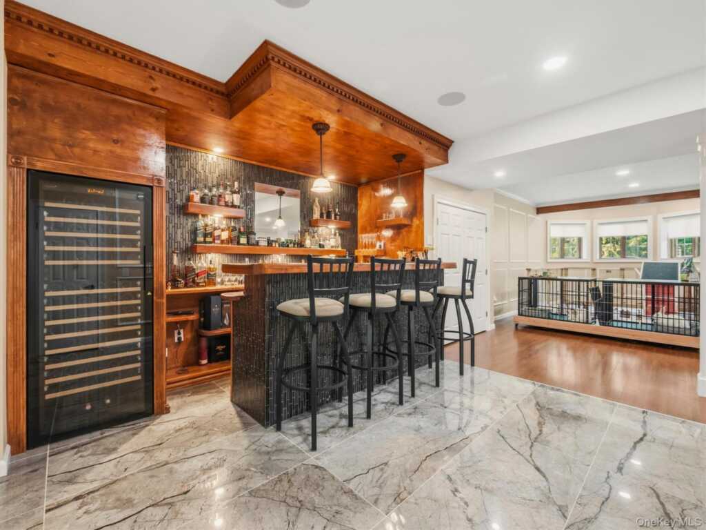 637 S Mountain Road, New City, NY 10956 - Photo 39 of 50