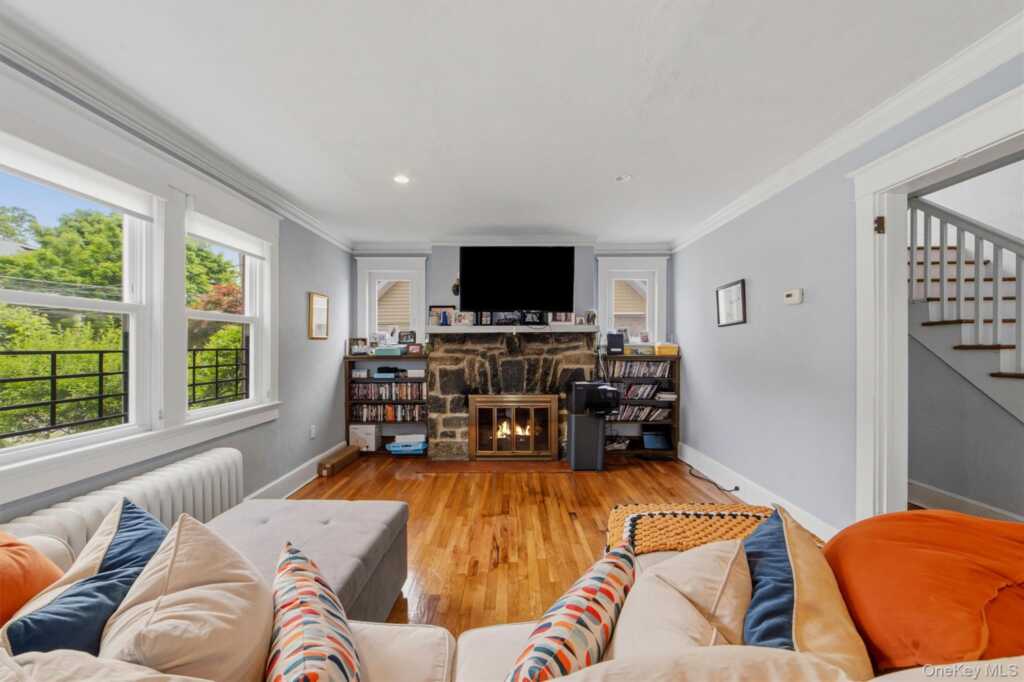 51 Clark Place, Rye, NY 10573 - Photo 11 of 50