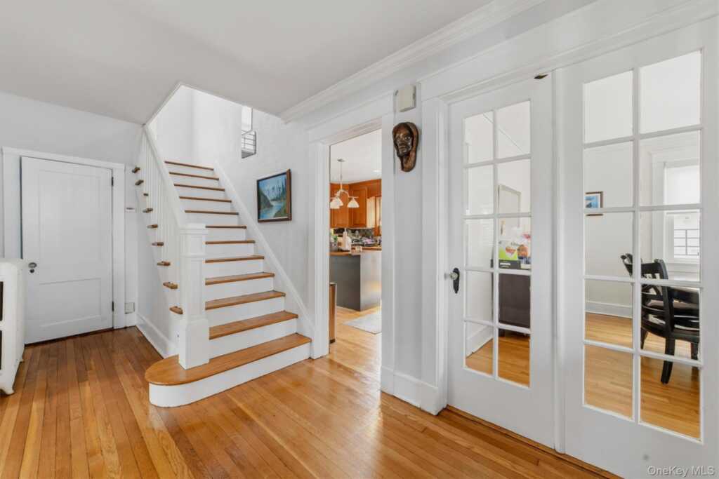 51 Clark Place, Rye, NY 10573 - Photo 9 of 50