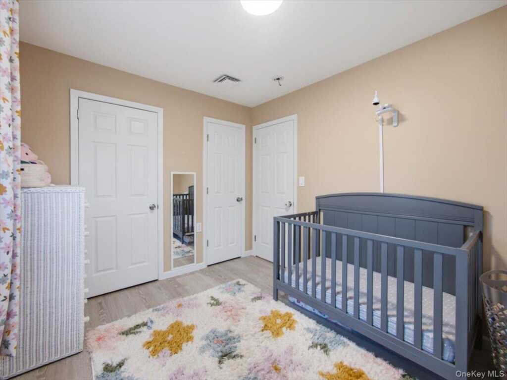 784 Brookridge Drive, Valley Cottage, NY 10989 - Photo 16 of 27