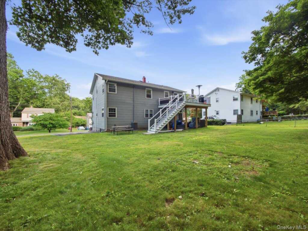 784 Brookridge Drive, Valley Cottage, NY 10989 - Photo 24 of 27