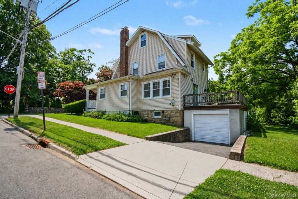 280 W Post Road, White Plains, NY 10606 - Photo 19 of 21