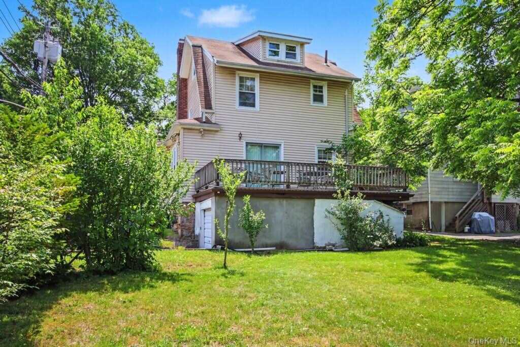 280 W Post Road, White Plains, NY 10606 - Photo 21 of 21