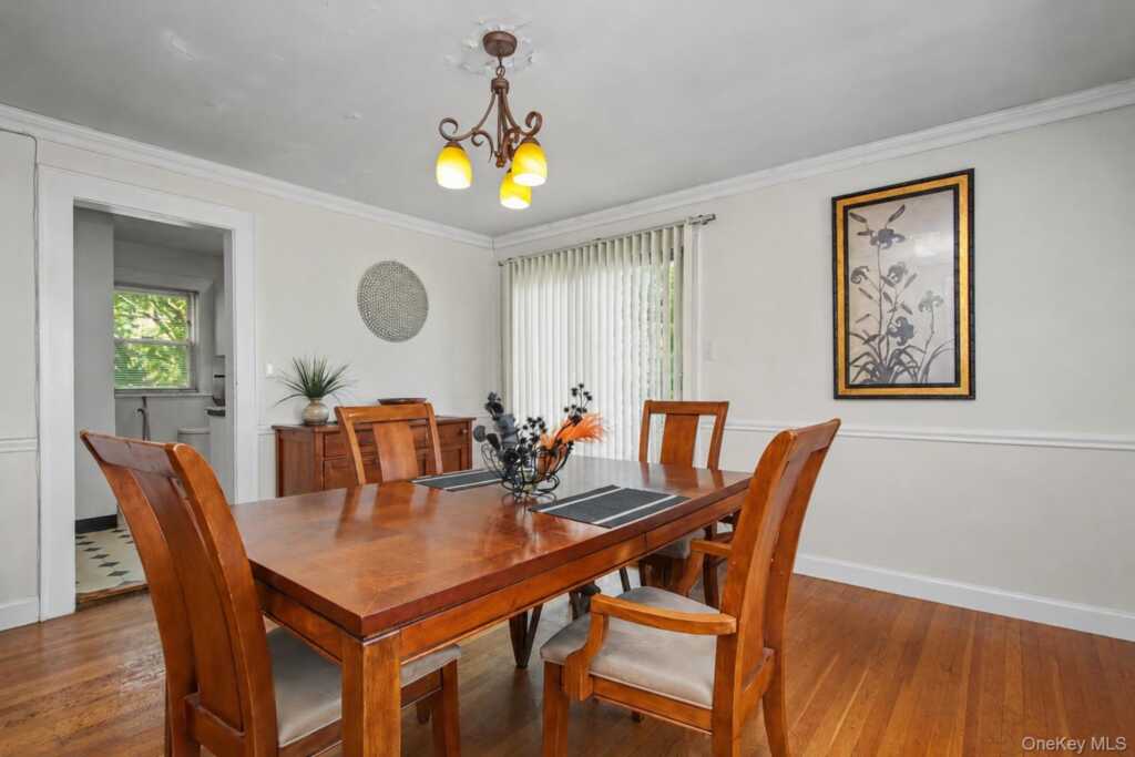 280 W Post Road, White Plains, NY 10606 - Photo 8 of 21