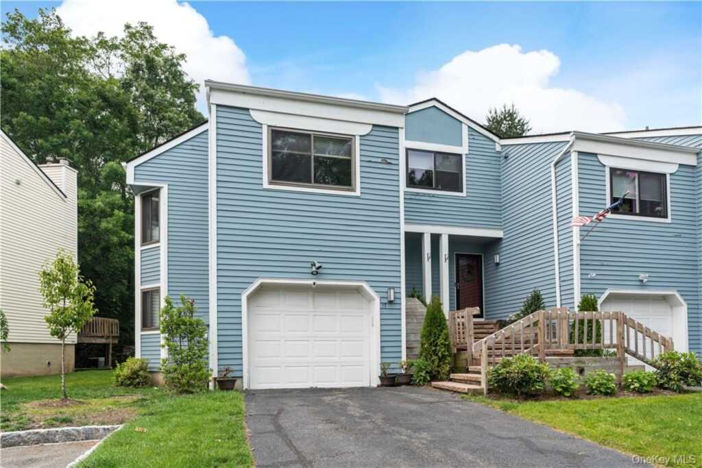 17 Top Of The Rdg, Unit #A5, Rye, NY 10543