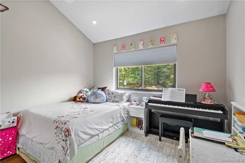 17 Top Of The Rdg, Unit #A5, Rye, NY 10543 - Photo 15 of 20
