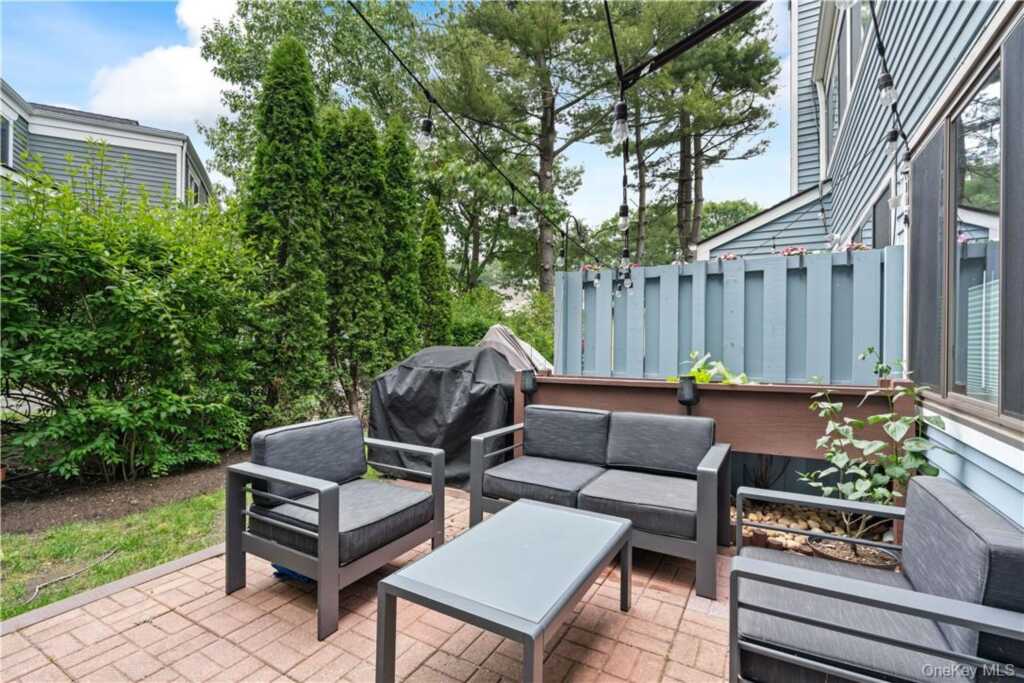 17 Top Of The Rdg, Unit #A5, Rye, NY 10543 - Photo 19 of 20