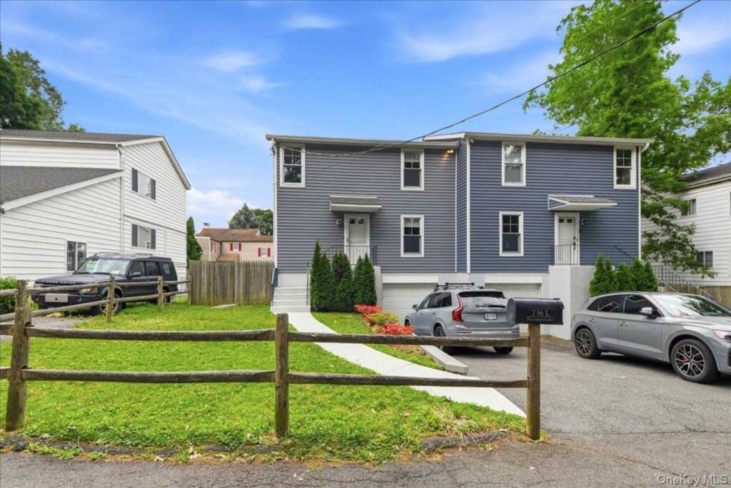 736 Pelhamdale Avenue, New Rochelle, NY 10801 - Photo 2 of 22