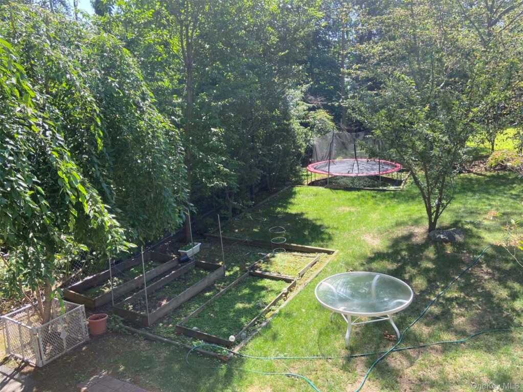 2 Livingston Road, New Rochelle, NY 10583 - Photo 20 of 20