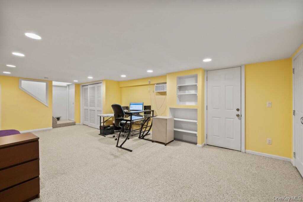 11 Buena Vista Road, Suffern, NY 10901 - Photo 36 of 46