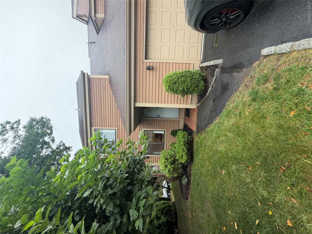 75 Greenway Close, Unit #75, Rye, NY 10573