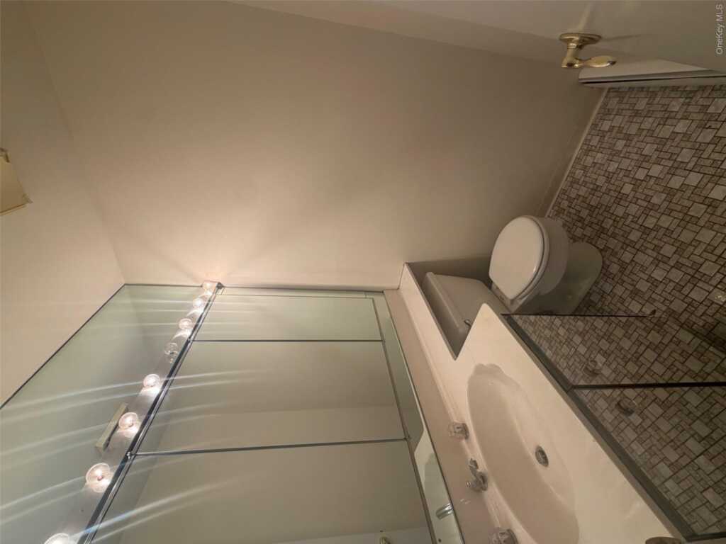 75 Greenway Close, Unit #75, Rye, NY 10573 - Photo 11 of 23