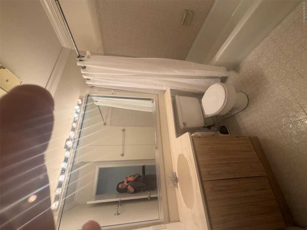 75 Greenway Close, Unit #75, Rye, NY 10573 - Photo 16 of 23