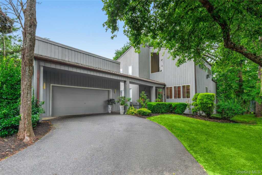 52 Talcott Road, Rye, NY 10573