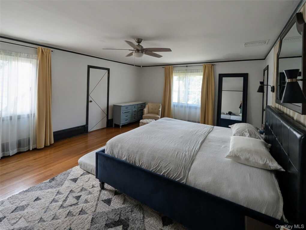 294 Lincoln Avenue, New Rochelle, NY 10801 - Photo 14 of 30