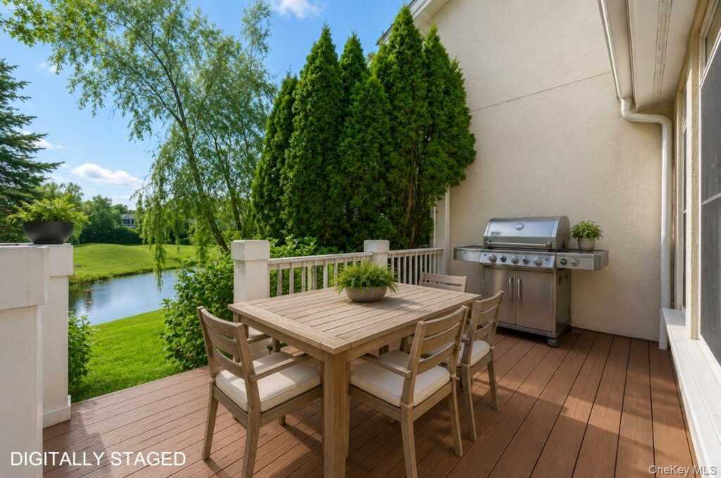 2 Doral Greens Drive, Rye, NY 10573 - Photo 2 of 24