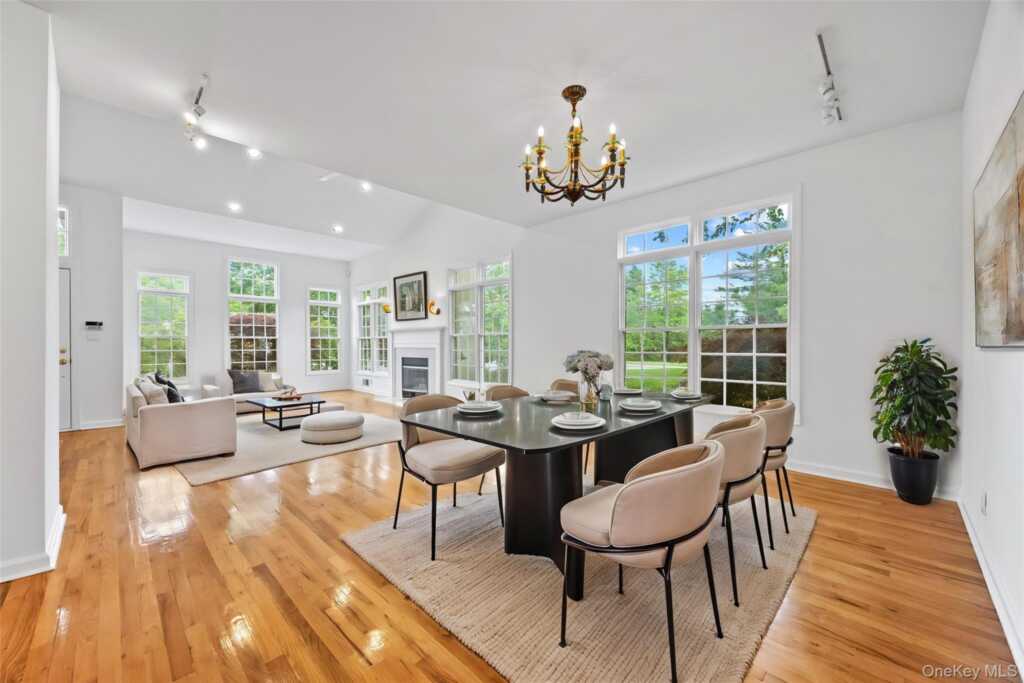 2 Doral Greens Drive, Rye, NY 10573 - Photo 6 of 24