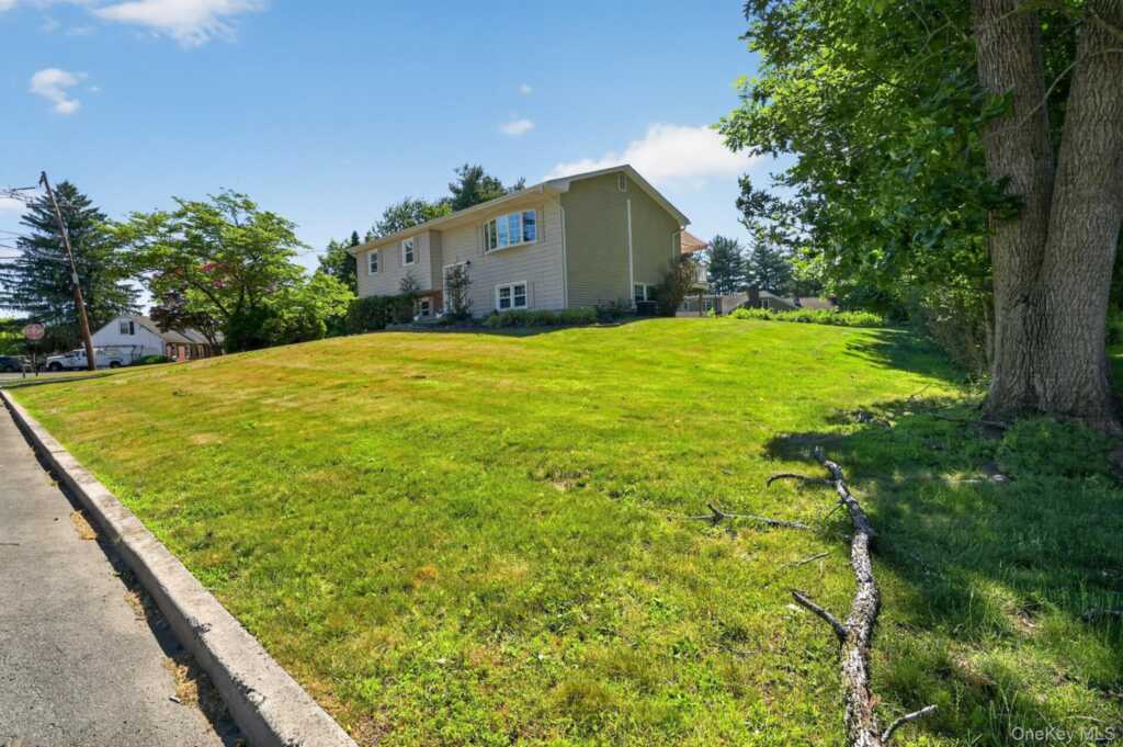 1 Scher Drive, New City, NY 10956 - Photo 32 of 37