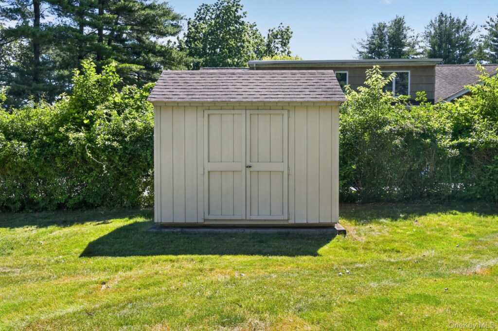 1 Scher Drive, New City, NY 10956 - Photo 36 of 37