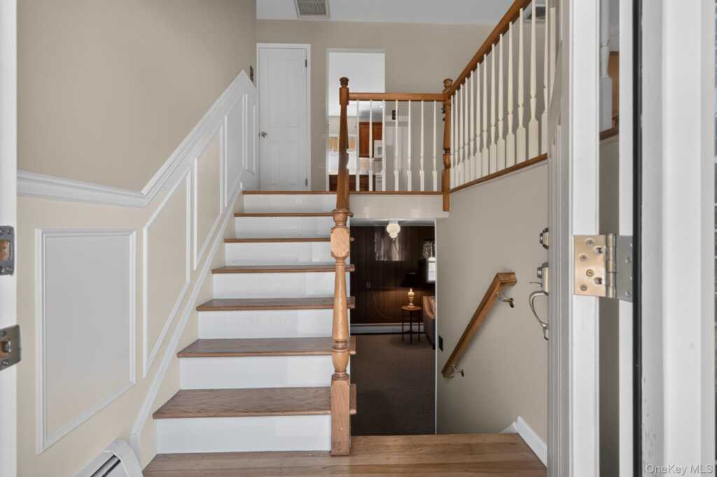 1 Scher Drive, New City, NY 10956 - Photo 4 of 37