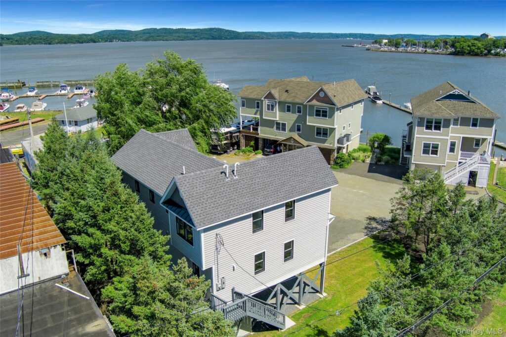 74 Beach Road, Stony Point, NY 10980 - Photo 2 of 49
