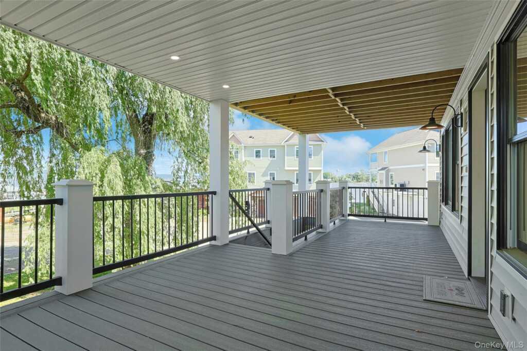 74 Beach Road, Stony Point, NY 10980 - Photo 26 of 49