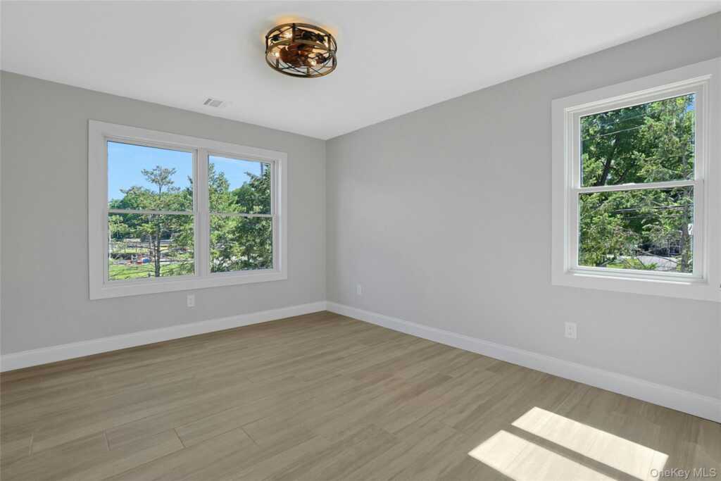 74 Beach Road, Stony Point, NY 10980 - Photo 38 of 49