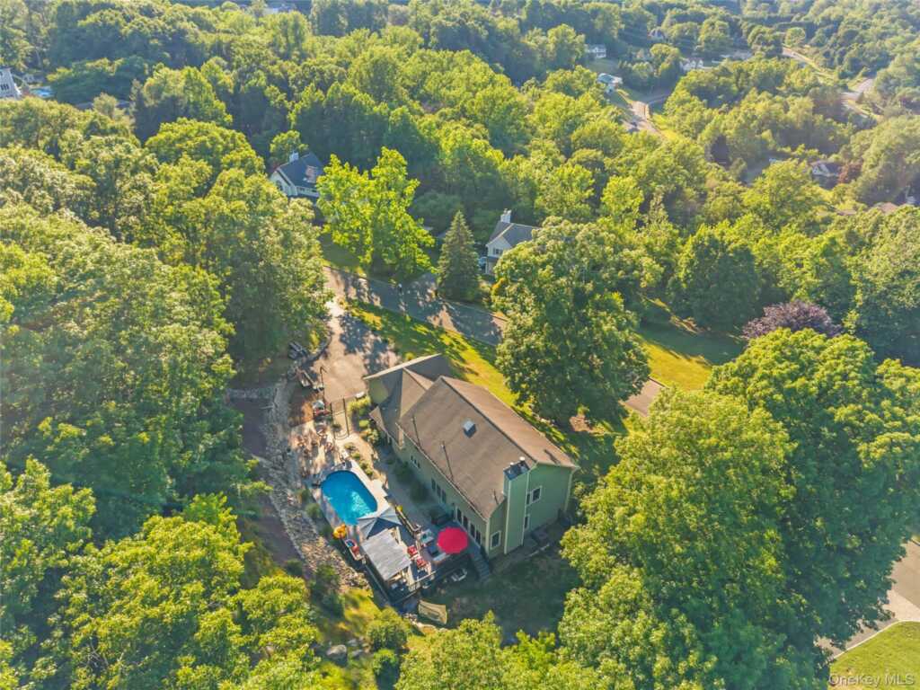22 Pyngyp Road, Stony Point, NY 10980 - Photo 8 of 49