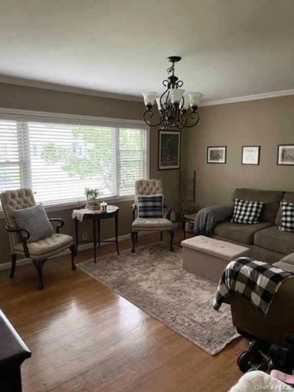 8 Rochelle Court, Stony Point, NY 10980 - Photo 6 of 28
