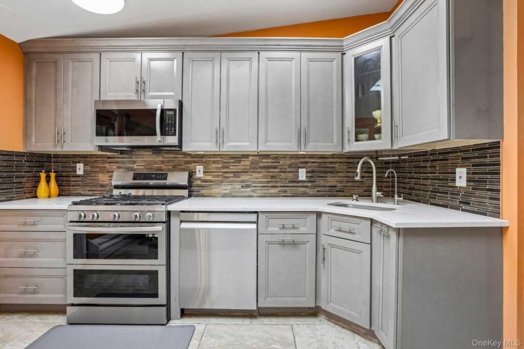 18 Pippen Place, New City, NY 10956 - Photo 15 of 50