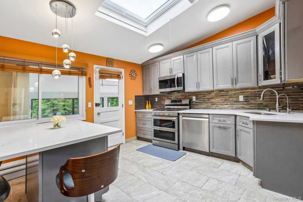 18 Pippen Place, New City, NY 10956 - Photo 18 of 50