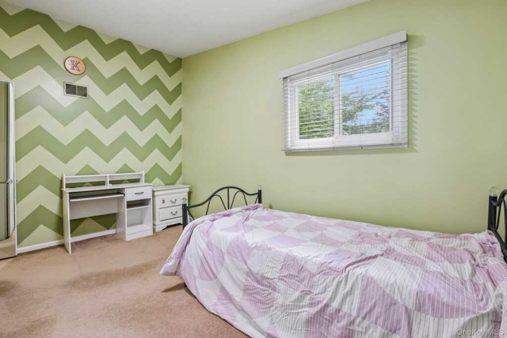 18 Pippen Place, New City, NY 10956 - Photo 33 of 50