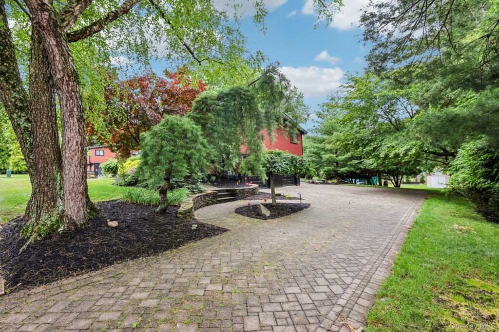 18 Pippen Place, New City, NY 10956 - Photo 6 of 50