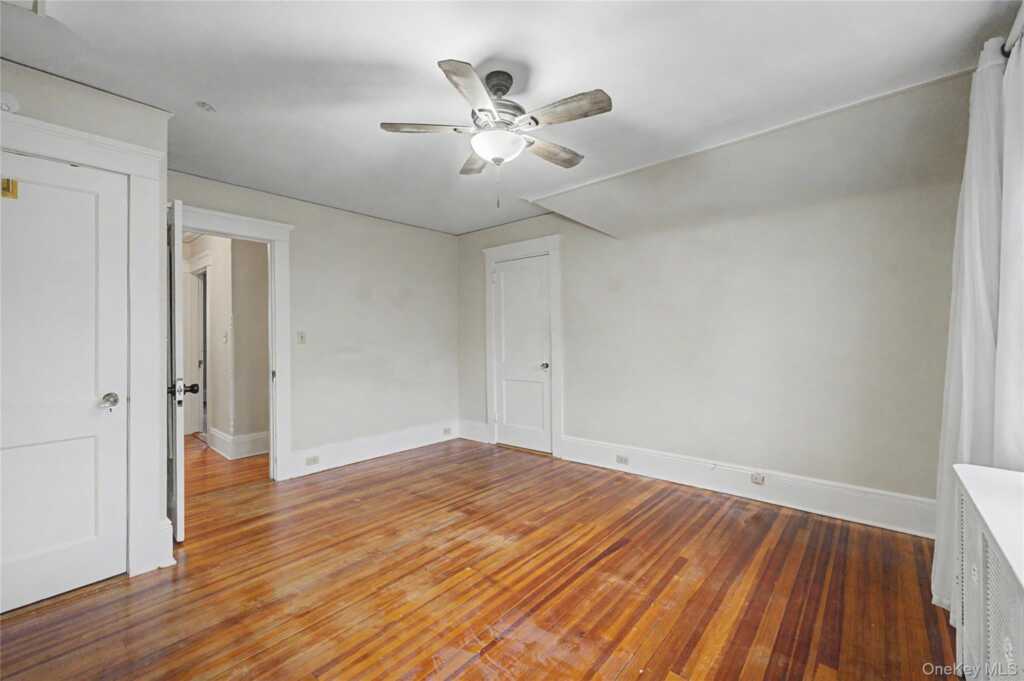 40 Dewey Avenue, New Rochelle, NY 10801 - Photo 13 of 17