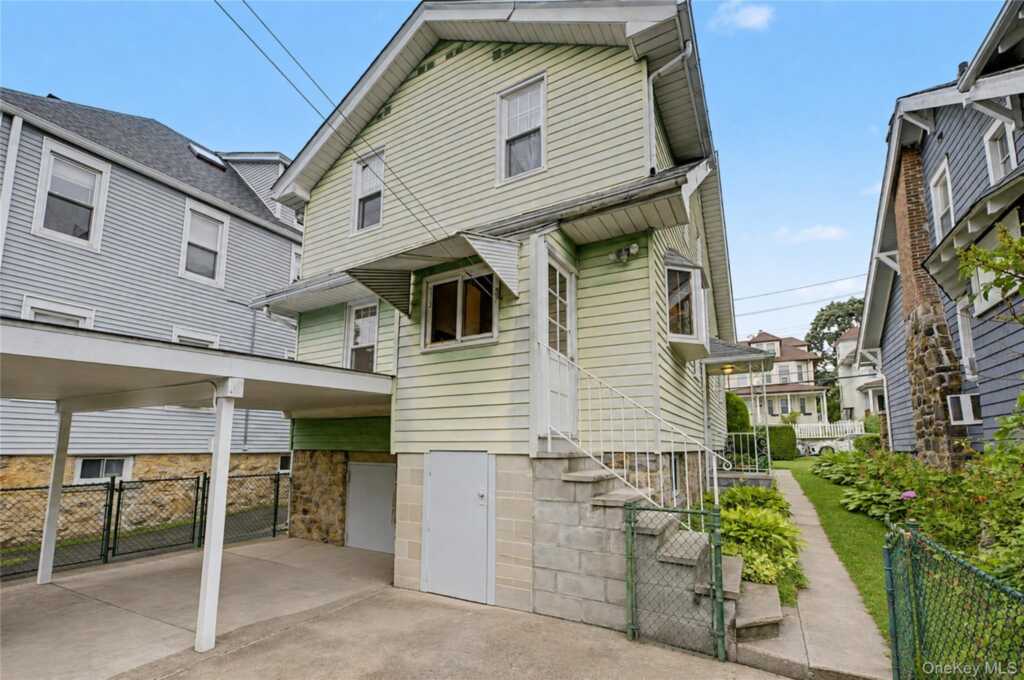 40 Dewey Avenue, New Rochelle, NY 10801 - Photo 16 of 17