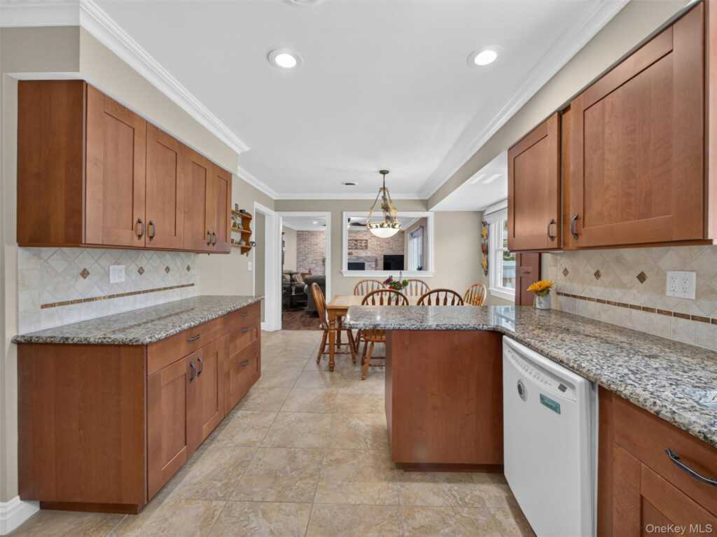 7 Gregory Street, New City, NY 10956 - Photo 13 of 40