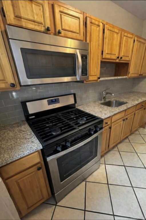 230 Pelham Road, Unit #2K, New Rochelle, NY 10805 - Photo 10 of 30
