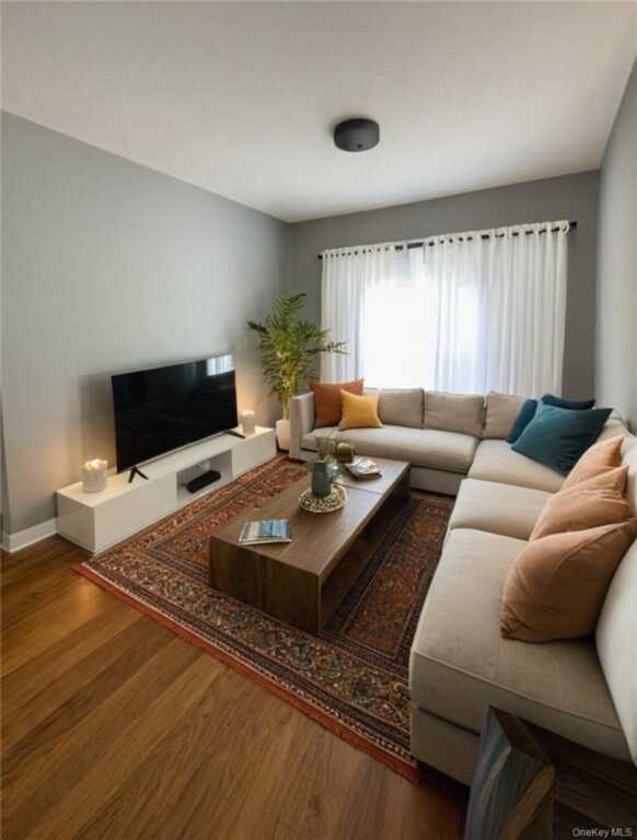 230 Pelham Road, Unit #2K, New Rochelle, NY 10805 - Photo 4 of 30