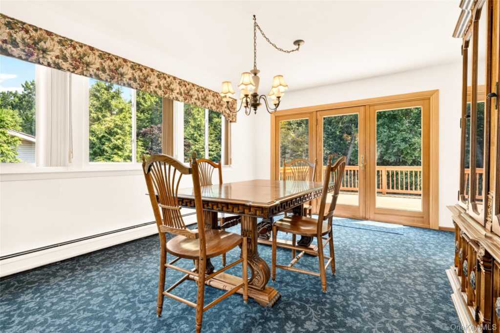 10 Lighthouse Court, Stony Point, NY 10986 - Photo 12 of 48