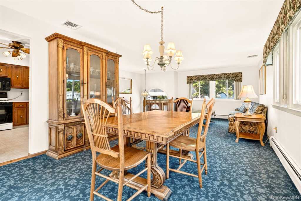 10 Lighthouse Court, Stony Point, NY 10986 - Photo 14 of 48