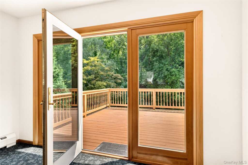10 Lighthouse Court, Stony Point, NY 10986 - Photo 15 of 48