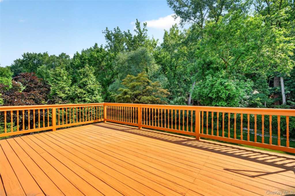 10 Lighthouse Court, Stony Point, NY 10986 - Photo 16 of 48